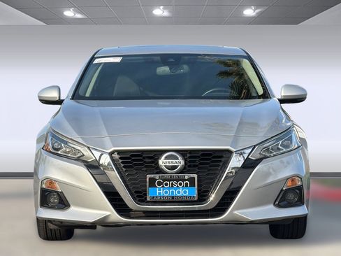 Used 2019 Nissan Altima 2.5 SV image 6