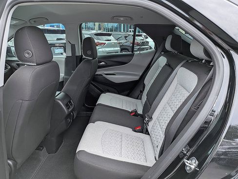 Certified 2024 Chevrolet Equinox LS w/ Midnight Edition FWD image 13