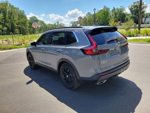 Used 2025 Honda CR-V Sport-L image 3