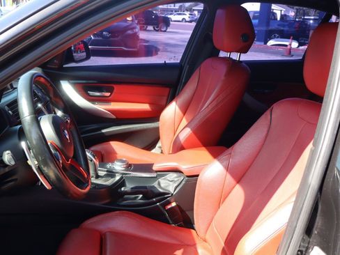 Used 2018 BMW 340i Sedan RWD image 13