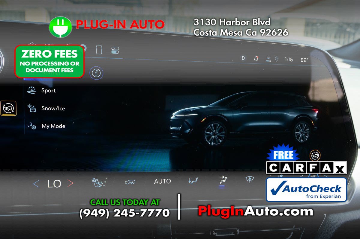 Used 2024 Chevrolet Equinox EV RS FWD image 26