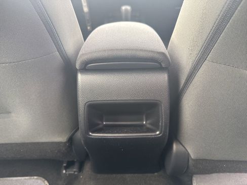 Used 2020 Toyota Corolla LE image 24