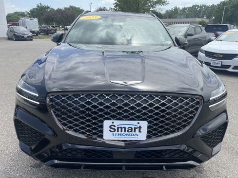 Used 2025 Genesis GV70 3.5T Sport AWD/4WD image 9