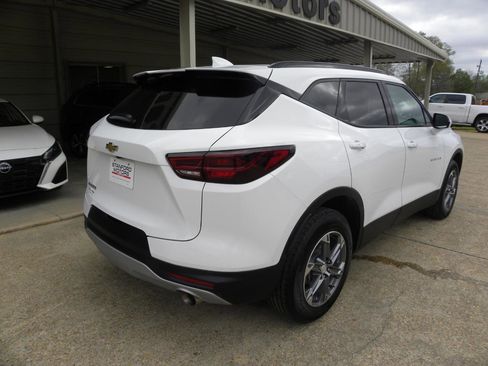 Used 2023 Chevrolet Blazer LT w/ Convenience Package FWD image 7