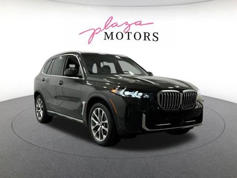 Used 2026 BMW X5 xDrive50e image 4