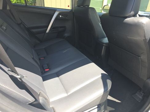 Used 2016 Toyota RAV4 Limited AWD/4WD image 16
