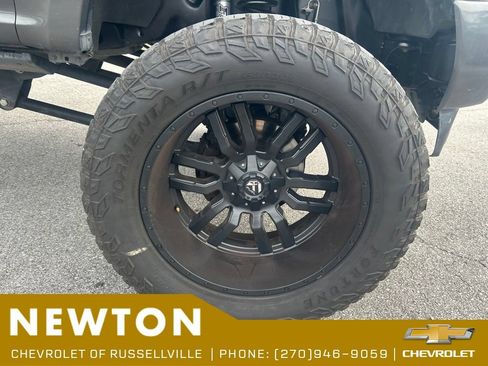 Used 2019 Ford F250 Lariat w/ Lariat Ultimate Package AWD/4WD image 16