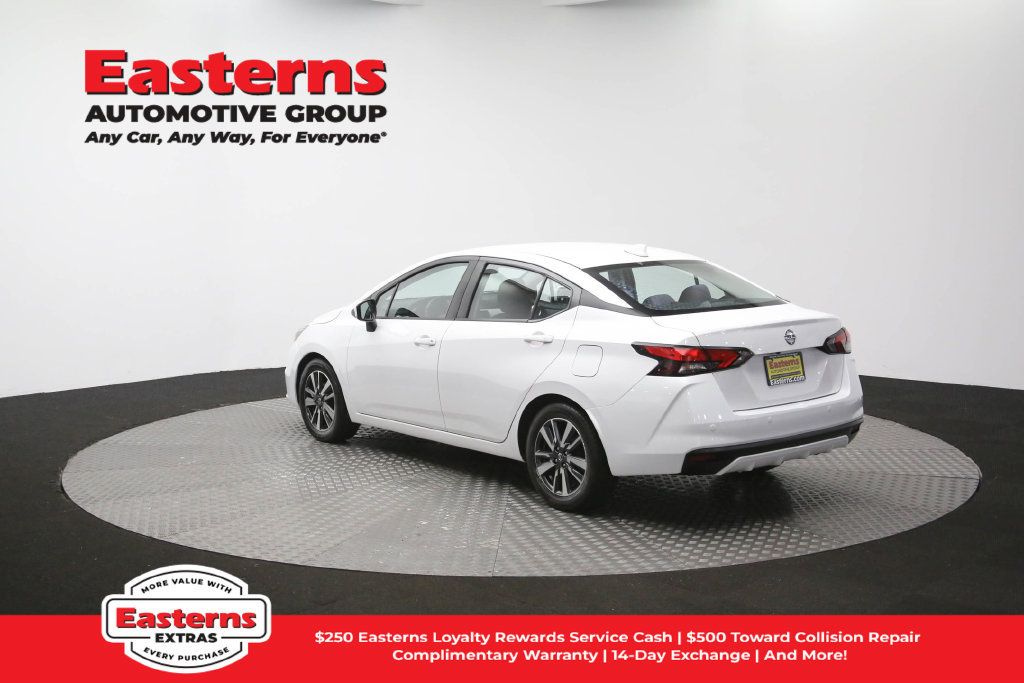 Used 2022 Nissan Versa SV FWD image 66