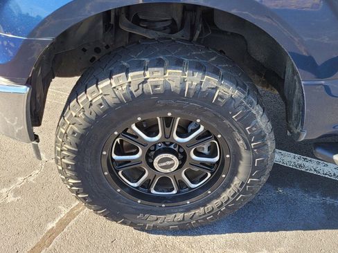 Used 2017 Ford F150 XLT w/ Equipment Group 302A Luxury image 14