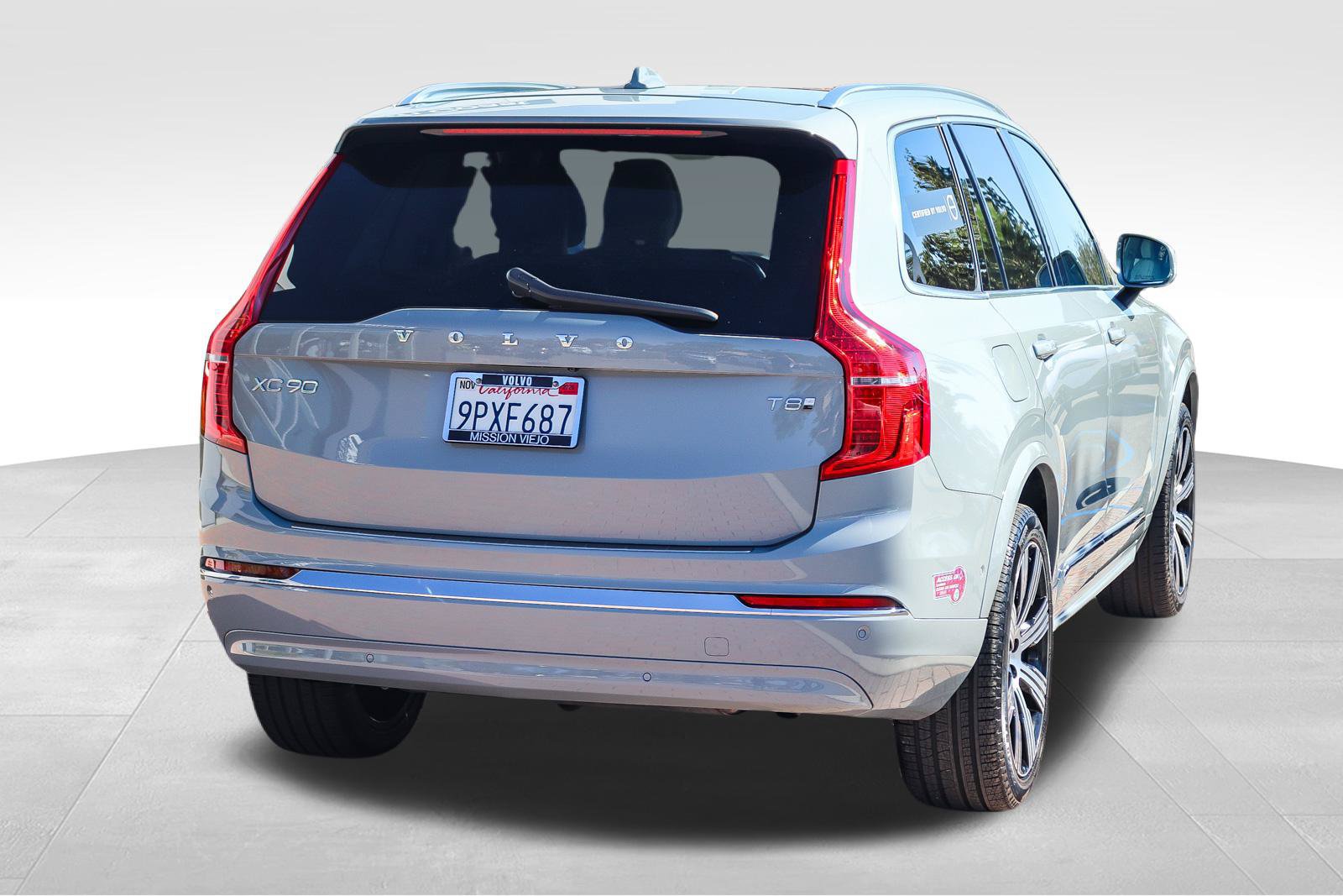 Used 2025 Volvo XC90 T8 Plus w/ Protection Package Premier AWD/4WD image 8