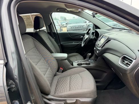 Used 2021 Chevrolet Equinox LT FWD image 13