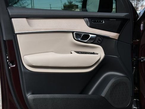New 2026 Volvo XC90 B6 Plus w/ Protection Package Premier AWD/4WD image 10