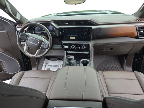 Used 2023 GMC Sierra 1500 Denali w/ Denali Reserve Package AWD/4WD image 9