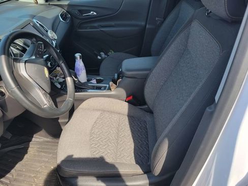 Used 2023 Chevrolet Equinox LT FWD image 7