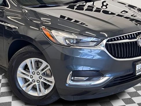 Used 2019 Buick Enclave Essence AWD/4WD image 34