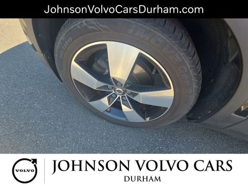 Used 2019 Volvo XC40 T5 Momentum AWD/4WD image 9
