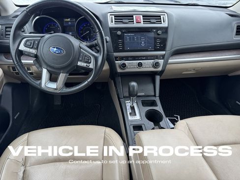 Used 2017 Subaru Outback 2.5i Limited image 11