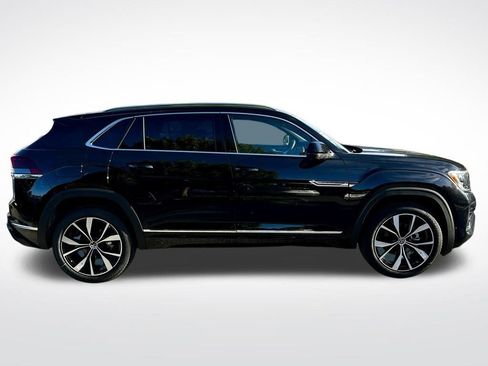 New 2026 Volkswagen Atlas Cross Sport SEL Premium R-Line AWD/4WD image 4