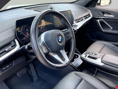 Used 2026 BMW X2 xDrive28i AWD/4WD image 15