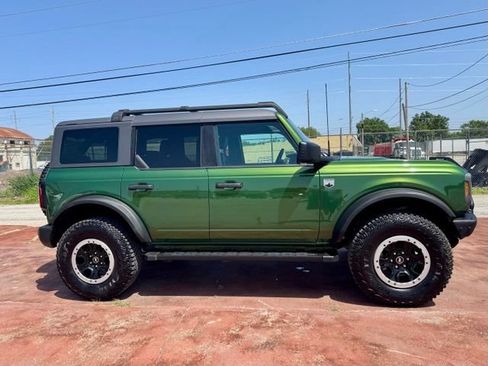 Used 2024 Ford Bronco Big Bend w/ Sasquatch Package AWD/4WD image 4