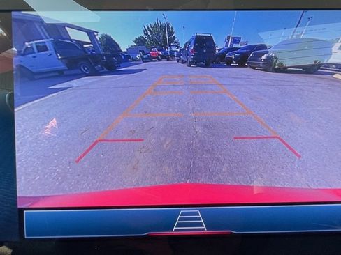 Used 2024 Chevrolet Corvette Stingray Convertible w/ Z51 Performance Package image 27