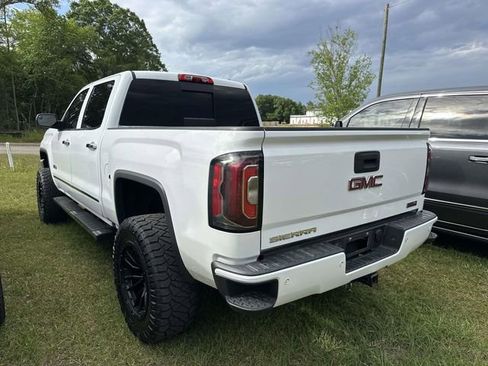 Used 2016 GMC Sierra 1500 SLT w/ All-Terrain Package AWD/4WD image 16
