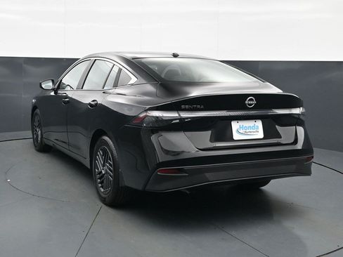 Used 2026 Nissan Sentra SV w/ Floor Mat Package FWD image 5