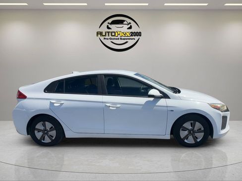 Used 2019 Hyundai Ioniq Blue FWD image 8