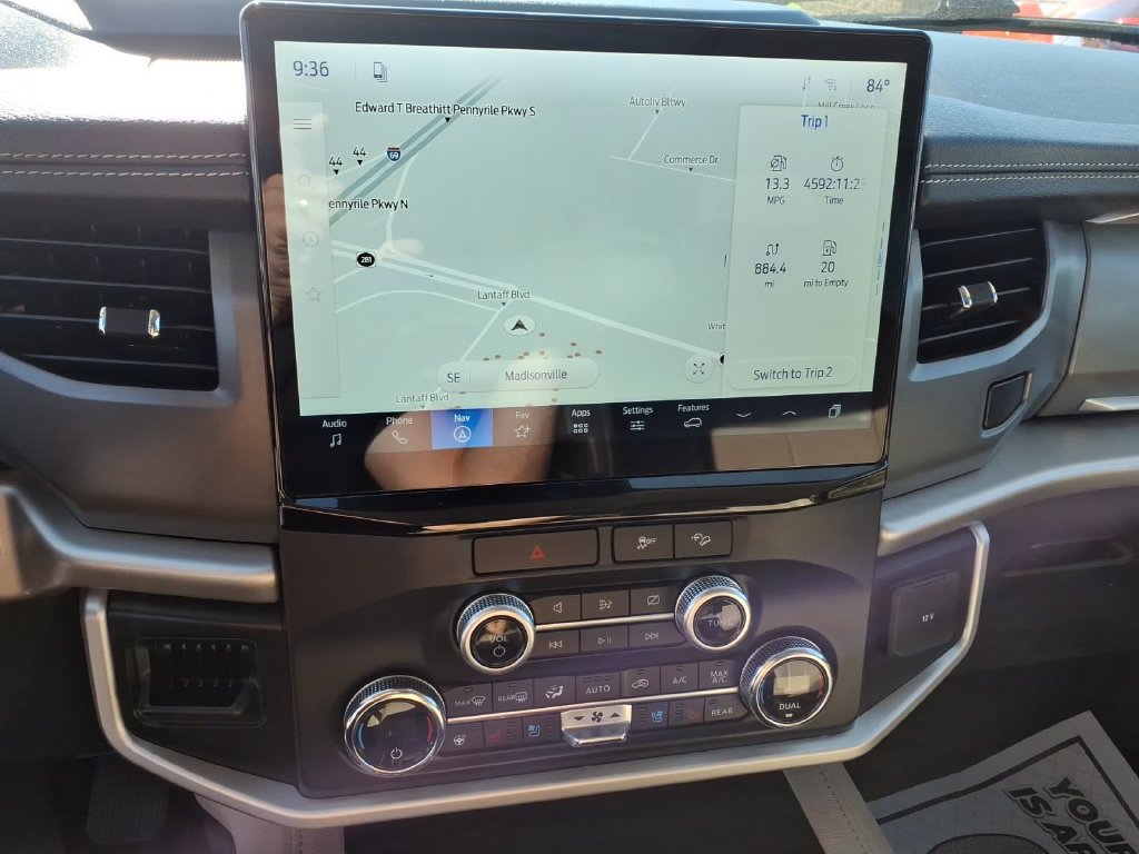 Used 2022 Ford Expedition Max XLT AWD/4WD image 9