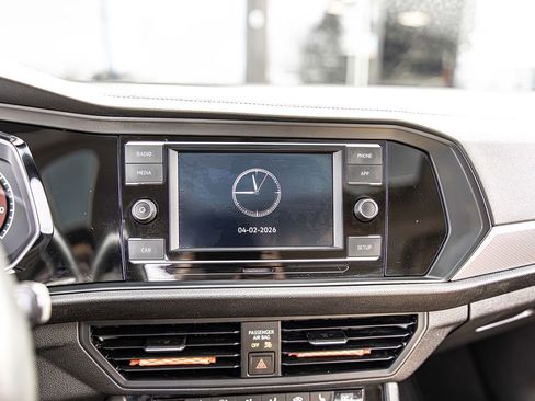 Used 2019 Volkswagen Jetta SE FWD image 26