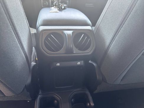 Used 2025 Jeep Wrangler Unlimited Sport AWD/4WD image 22