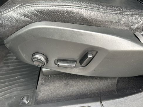 Used 2018 Volvo XC90 T6 Momentum w/ Protection Package Premier image 16