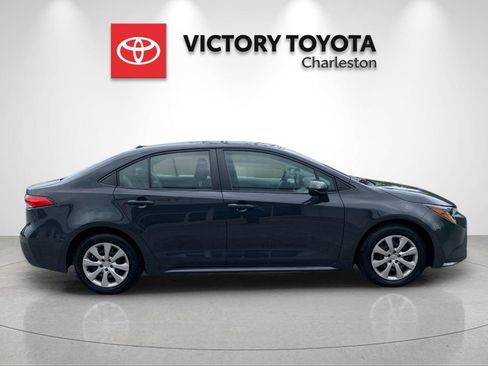 Used 2024 Toyota Corolla LE FWD image 6