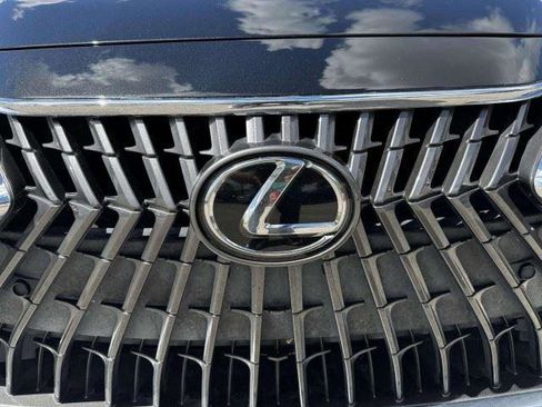 Used 2022 Lexus ES 250 w/ Premium Package AWD/4WD image 12
