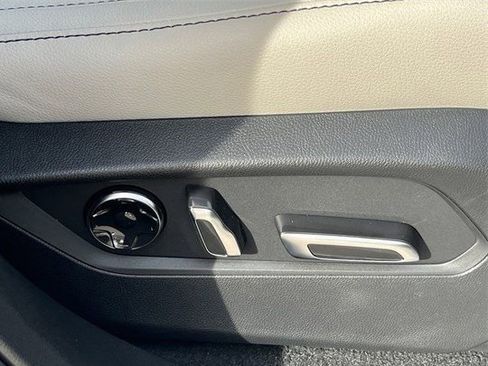 Used 2025 Acura RDX SH-AWD image 31