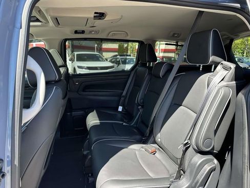 Certified 2025 Honda Odyssey Touring image 10