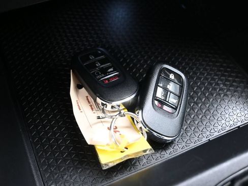 Used 2024 Honda CR-V Sport image 13