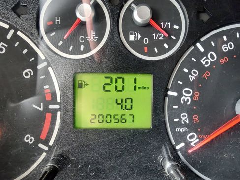 Used 2011 Ford Transit Connect XLT FWD image 12