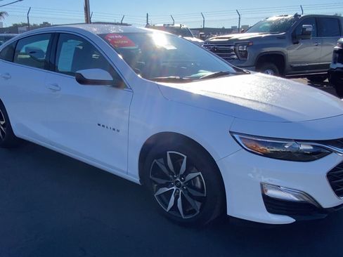 Used 2022 Chevrolet Malibu RS image 4