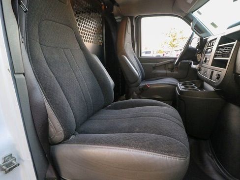 Used 2024 GMC Savana 2500 w/ Driver Convenience Package RWD image 22