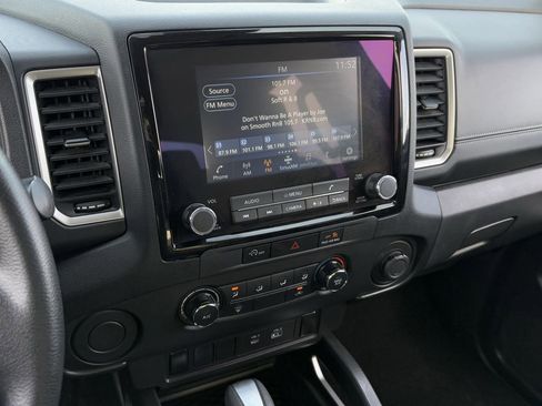 Used 2023 Nissan Frontier SV image 20