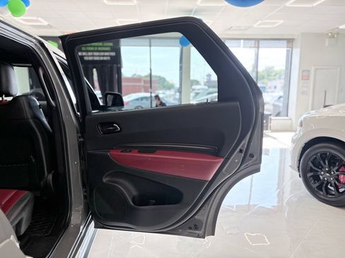 Used 2022 Dodge Durango R/T w/ Tow 'N Go Package AWD/4WD image 44