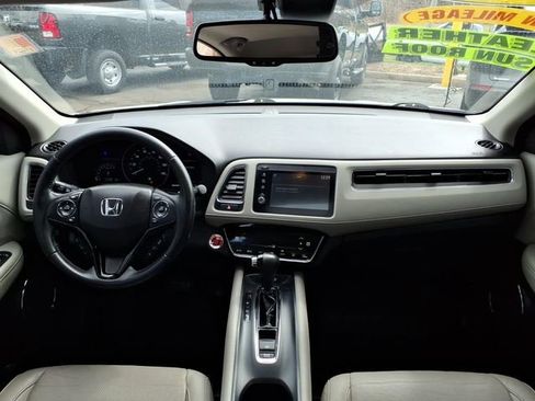 Used 2019 Honda HR-V EX-L image 16