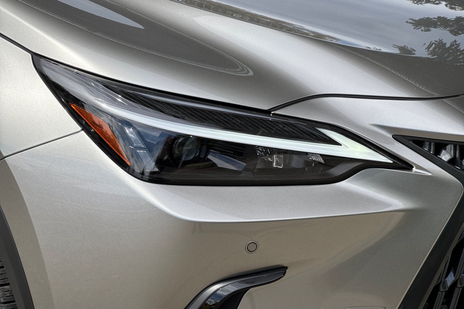 Used 2024 Lexus NX 350h AWD image 12
