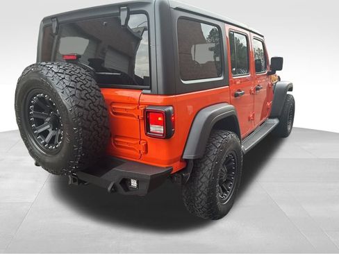 Used 2019 Jeep Wrangler Unlimited Sport S image 8