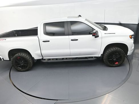 Used 2024 Chevrolet Silverado 1500 RST w/ Redline Edition AWD/4WD image 22