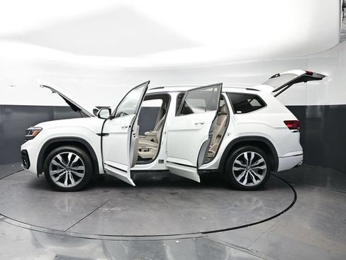 Used 2021 Volkswagen Atlas SEL R-Line FWD image 40