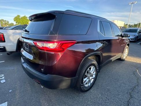 Used 2019 Chevrolet Traverse LT image 5