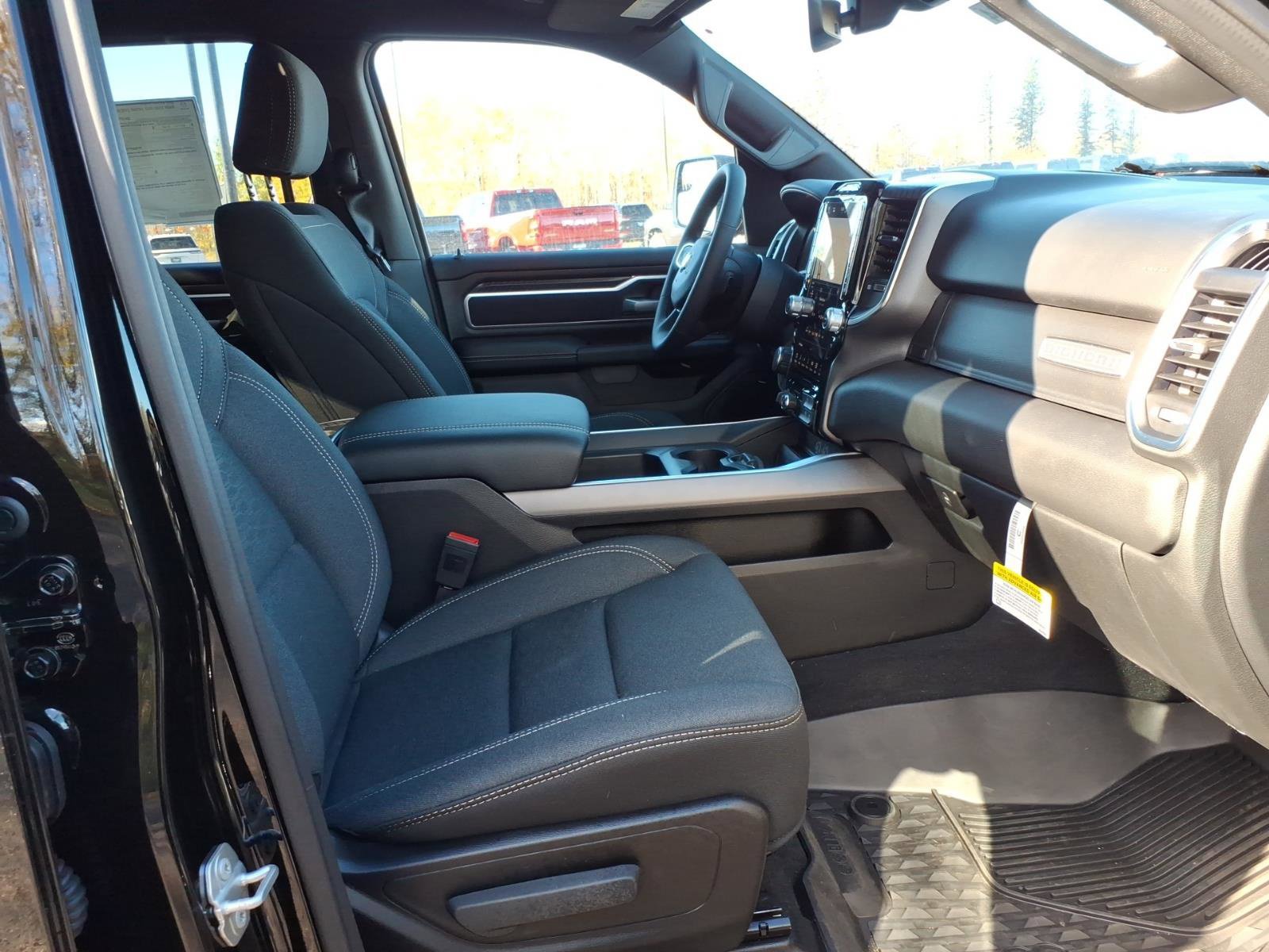New 2026 RAM 1500 Big Horn AWD/4WD image 19