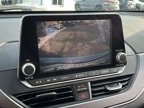 Used 2024 Nissan Altima 2.5 SR image 26